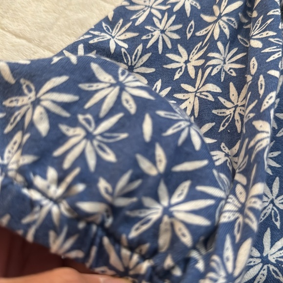 J.Jill Blue floral Off The Shoulder Blouse - Picture 3 of 5